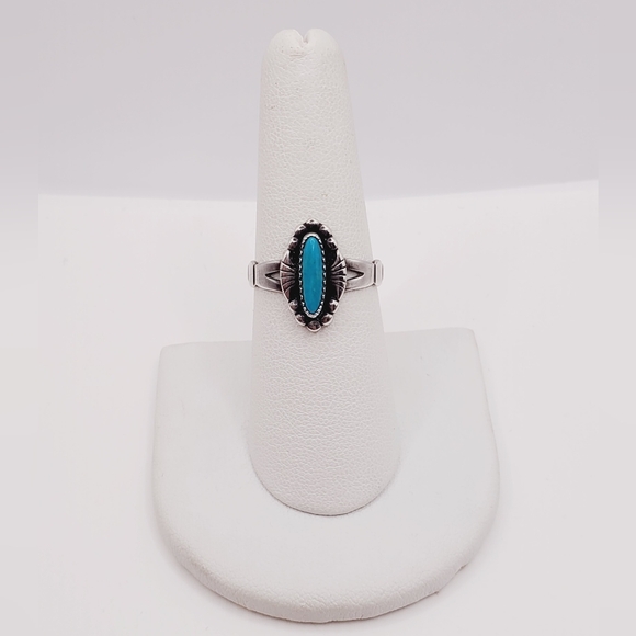 Turquoise Ring - Picture 6 of 8